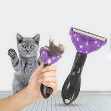 Cargar imagen en el visor de la galería, Cepillo deslanador tipo Furminator para gatos removedor de pelo autolimpiable - Gatufy