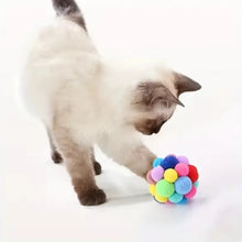 Cargar imagen en el visor de la galería, Juguete pelota de lana Rubik Ball para gatos - Gatufy