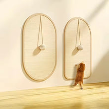 Cargar imagen en el visor de la galería, Rascador para suelo o pared con pelota incorporada Rustimet para gatos
