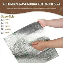 Cargar imagen en el visor de la galería, Adhesivo protector antiarañazos gatos recortable para sofá y muebles
