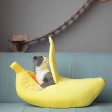 Cargar imagen en el visor de la galería, Cama Banana Sleep para gatos - Gatufy
