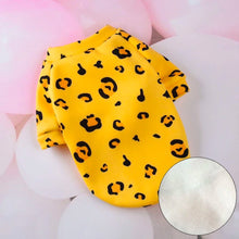 Cargar imagen en el visor de la galería, Jersey Suéter cálido Wonderful para gatos - Gatufy
